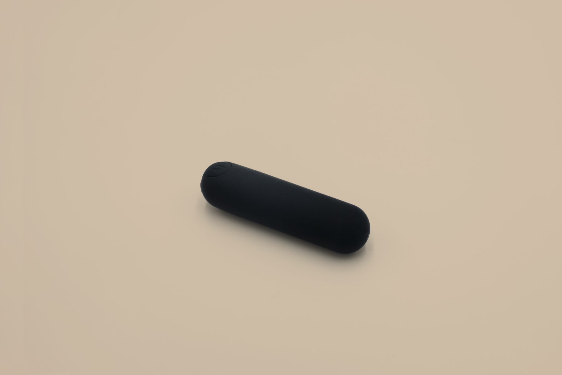 Naughty Bits Shake It Off Powerful Mini Vibrator main image 0